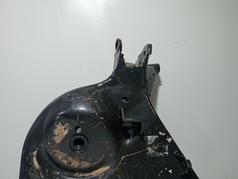 Recambio de brazo suspension inferior trasero izquierdo para land rover range rover iii (l322) 4.4 4x4 referencia OEM IAM 425538