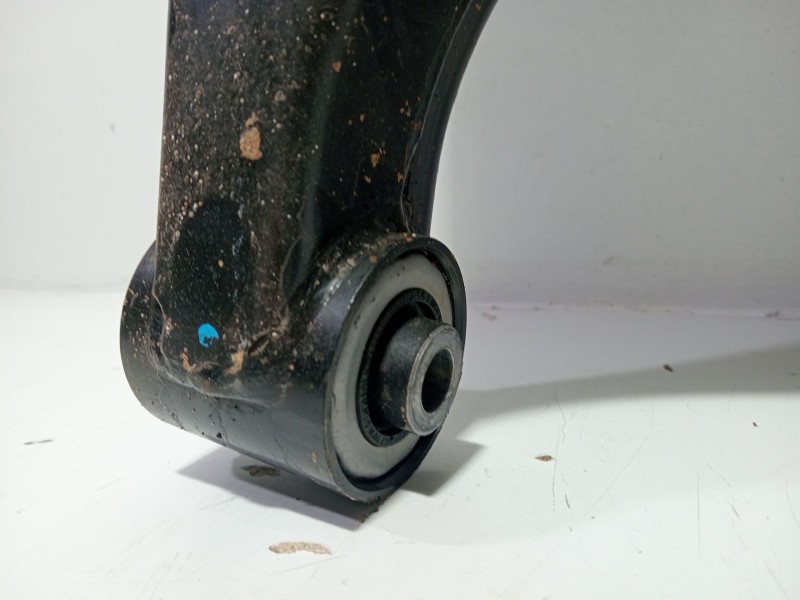 Recambio de brazo suspension inferior trasero izquierdo para land rover range rover iii (l322) 4.4 4x4 referencia OEM IAM 425538