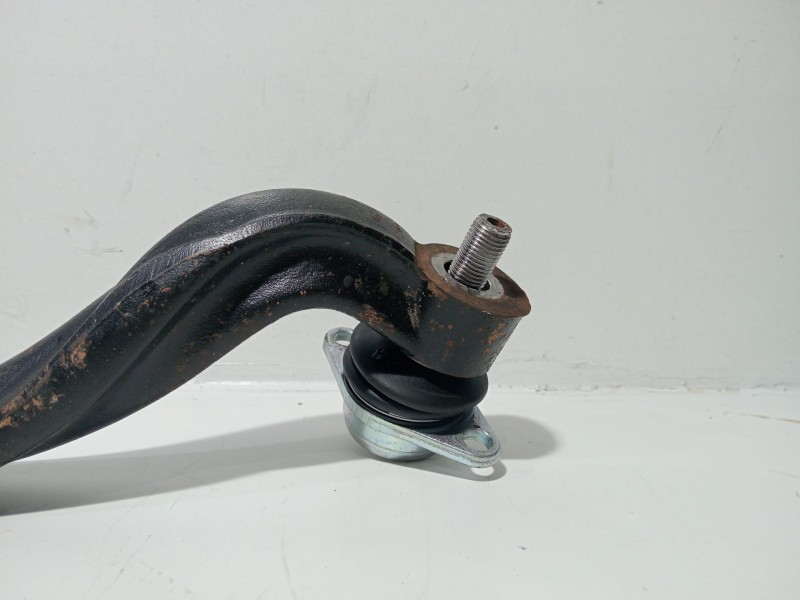 Recambio de brazo suspension inferior delantero izquierdo para land rover range rover iii (l322) 4.4 4x4 referencia OEM IAM 6750