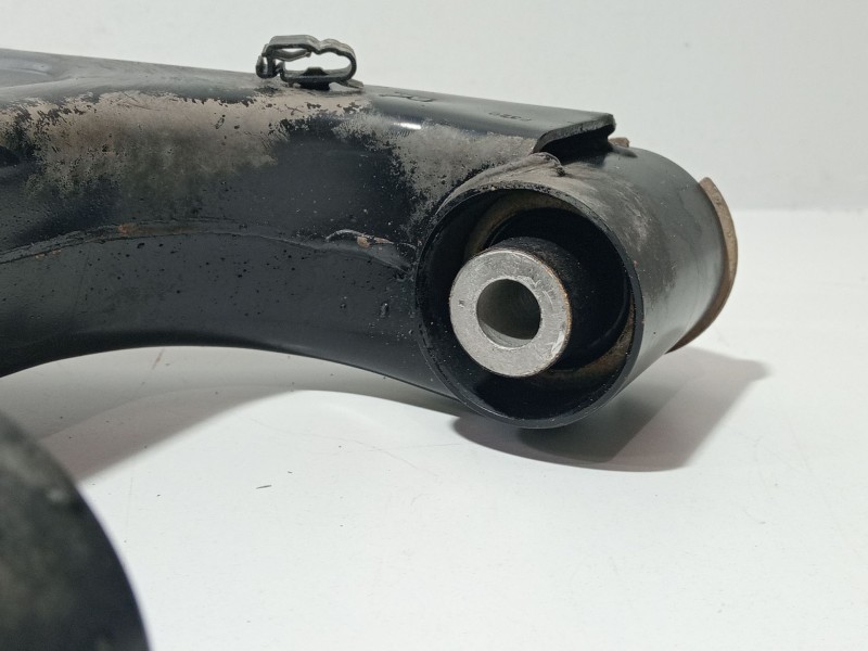 Recambio de brazo suspension superior trasero derecho para land rover range rover iii (l322) 4.4 4x4 referencia OEM IAM 33321097