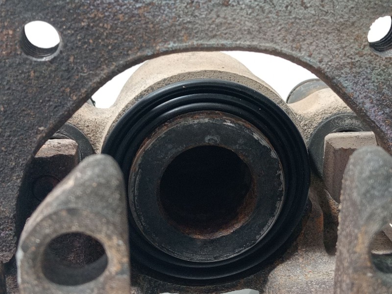 Recambio de pinza freno trasera izquierda para land rover range rover iii (l322) 4.4 4x4 referencia OEM IAM RANGEROVERIII(L322)4