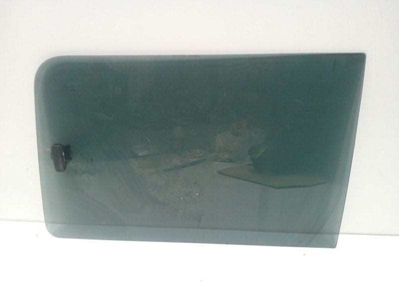 Recambio de luna trasera derecha para mitsubishi l 200 (k6/7) 2500 td glx (4-ptas.) referencia OEM IAM   