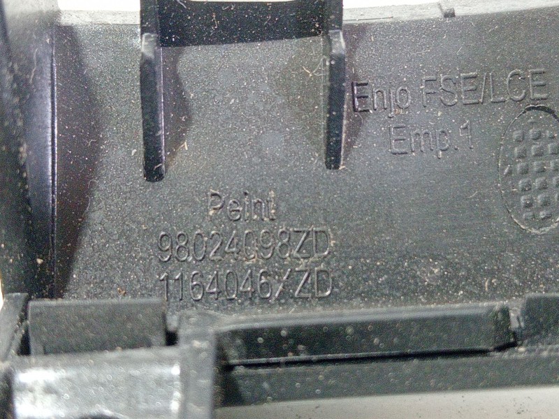 Recambio de moldura para citroën c4 spacetourer (3d_) 1.5 bluehdi 130 referencia OEM IAM 98024098zd  