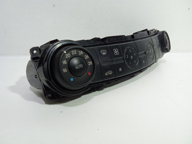 Recambio de mando climatizador para mercedes-benz clase e (w211) e 220 cdi (211.006) referencia OEM IAM 2118300090  