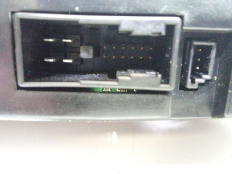 Recambio de mando climatizador para mercedes-benz clase e (w211) e 220 cdi (211.006) referencia OEM IAM 2118300090  