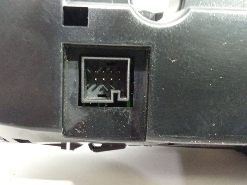 Recambio de mando climatizador para mercedes-benz clase e (w211) e 220 cdi (211.006) referencia OEM IAM 2118300090  