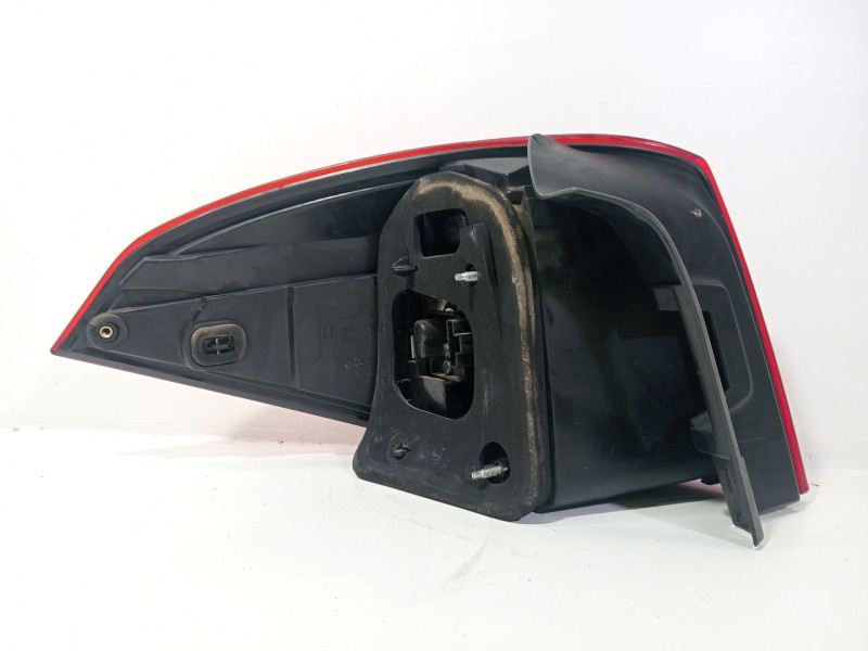 Recambio de piloto trasero derecho para renault laguna grandtour iii 2009 referencia OEM IAM 2655500002  