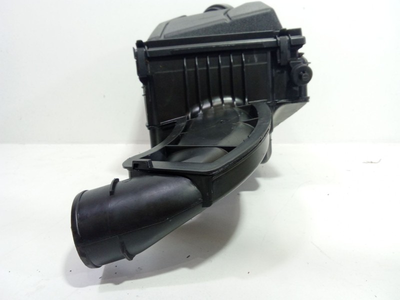 Recambio de caja filtro aire para renault laguna grandtour iii 2009 referencia OEM IAM 8200787623  