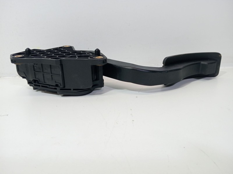 Recambio de potenciometro pedal para renault laguna grandtour iii 2009 referencia OEM IAM 0280755085  