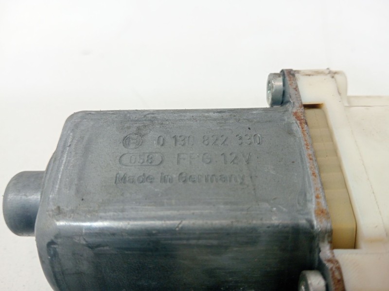 Recambio de motor elevalunas delantero izquierdo para renault laguna grandtour iii 2009 referencia OEM IAM 0130822330  