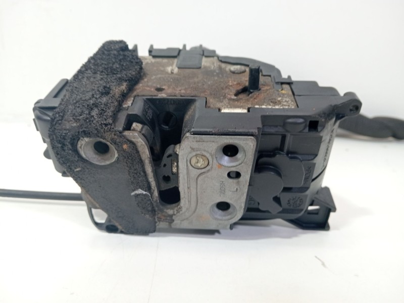 Recambio de cerradura puerta delantera derecha para renault laguna grandtour iii 2009 referencia OEM IAM 325010002R  