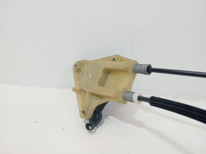 Recambio de elevalunas trasero derecho para renault laguna grandtour iii 2009 referencia OEM IAM 827000001R  