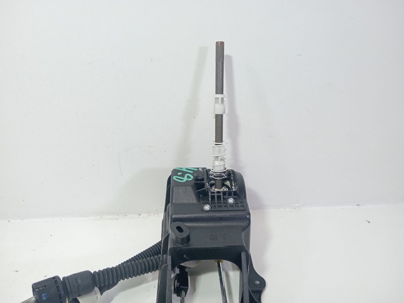 Recambio de palanca cambio para renault laguna grandtour iii 2009 referencia OEM IAM 8200933375B  
