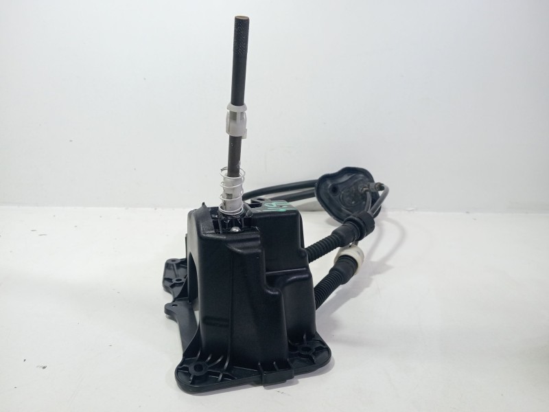 Recambio de palanca cambio para renault laguna grandtour iii 2009 referencia OEM IAM 8200933375B  