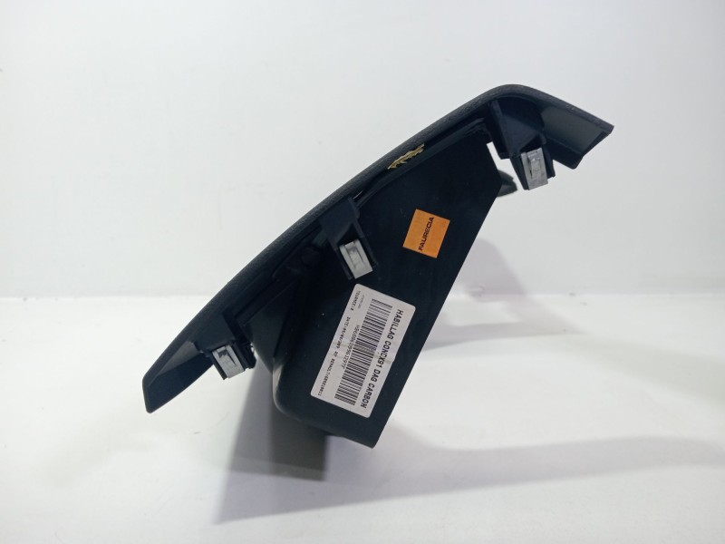 Recambio de moldura para renault laguna grandtour iii 2009 referencia OEM IAM 689210002R  