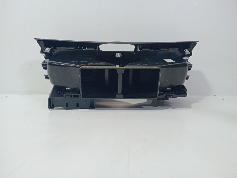 Recambio de rejilla aireadora para renault laguna grandtour iii 2009 referencia OEM IAM A2C53299318  