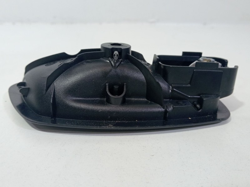 Recambio de maneta interior trasera izquierda para renault laguna grandtour iii 2009 referencia OEM IAM 806700006R  