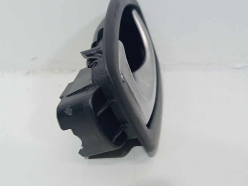 Recambio de maneta interior trasera izquierda para renault laguna grandtour iii 2009 referencia OEM IAM 806700006R  