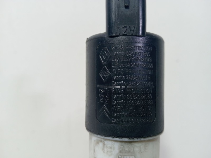 Recambio de bomba limpia para renault laguna grandtour iii 2009 referencia OEM IAM 28200031805  