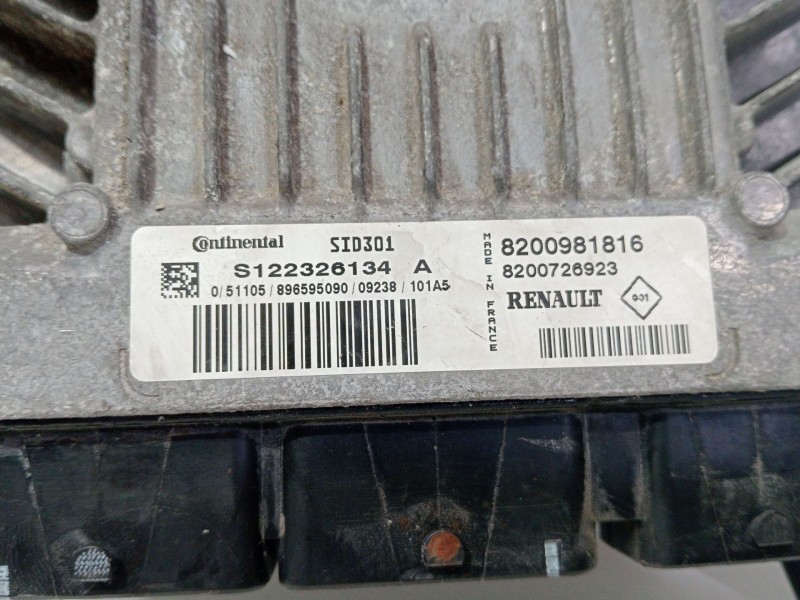 Recambio de centralita motor uce para renault laguna grandtour iii 2009 referencia OEM IAM 8200981816  