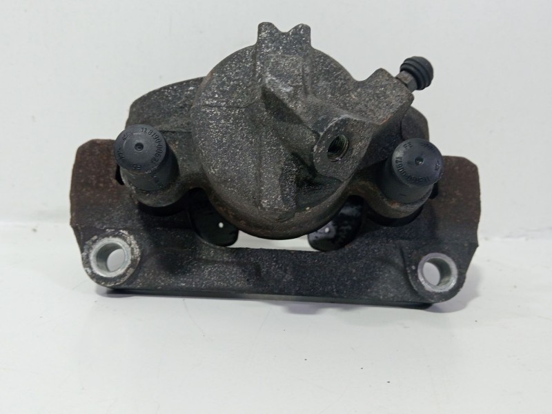 Recambio de pinza freno delantera derecha para renault laguna grandtour iii 2009 referencia OEM IAM LAGUNA GRANDTOUR III 2009  
