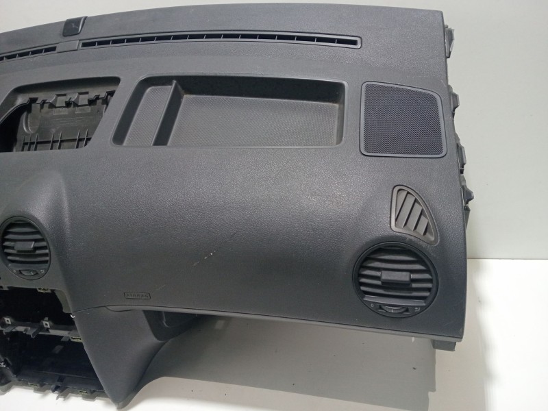 Recambio de salpicadero para volkswagen caddy ka/kb (2k) ecofuel kombi referencia OEM IAM 2k1858295  