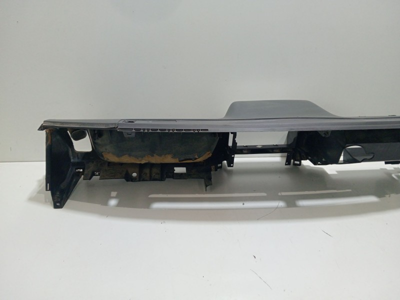 Recambio de salpicadero para nissan terrano/terrano.ii (r20) comfort plus referencia OEM IAM TERRANO/TERRANO.II (R20)  