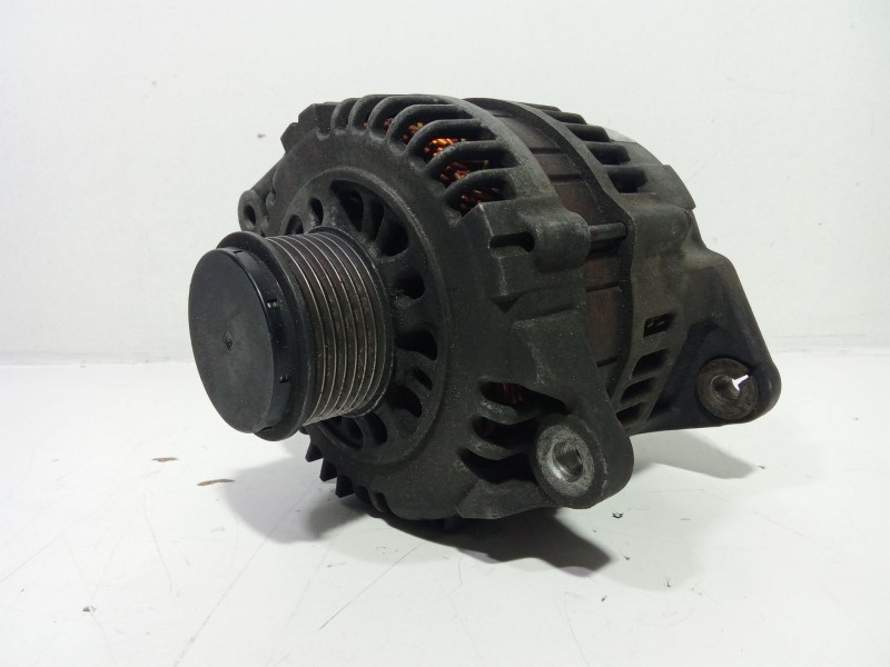 Recambio de alternador para renault master desde ´98 base, caja cerrada l1h1 rs 3078 referencia OEM IAM 23100DB000  