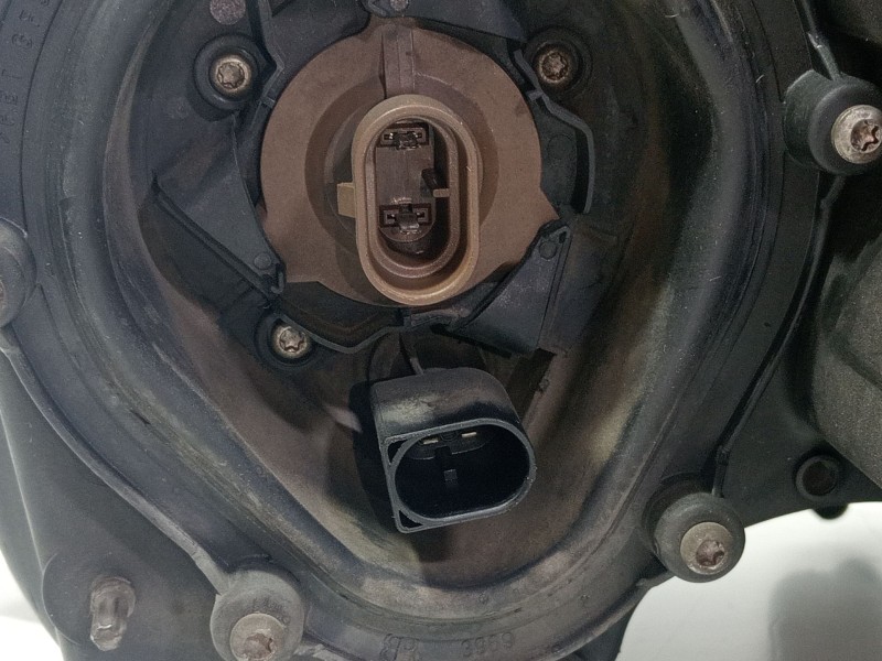Recambio de faro derecho para mercedes-benz clase e (w211) e 220 cdi (211.006) referencia OEM IAM 15436000  