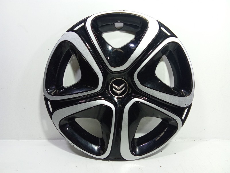 Recambio de tapacubos para citroën c3 iii (sx) 1.5 bluehdi 100 (sxyhyp, sxyhtu) referencia OEM IAM C3 III (SX) 1.5 BlueHDi 100 (