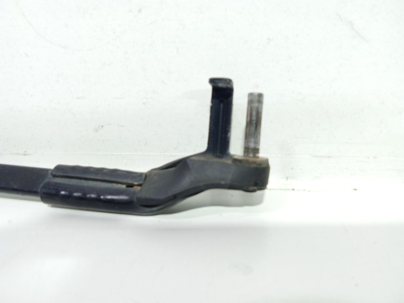 Recambio de brazo limpia delantero izquierdo para mercedes-benz clase e (w211) e 220 cdi (211.006) referencia OEM IAM A211820034