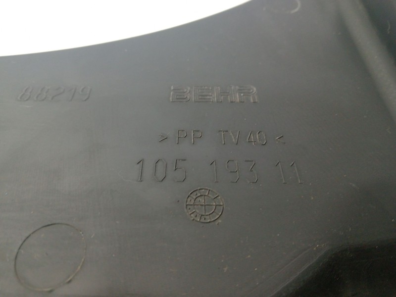 Recambio de envolvente electroventilador para land rover range rover iii (l322) 4.4 4x4 referencia OEM IAM 10519211  