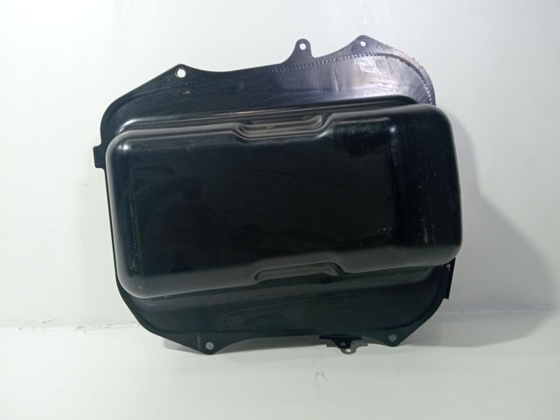 Recambio de deposito combustible para honda ps ps 125i (jf17) referencia OEM IAM PS PS 125i (JF17) 2006 - 2011 125.0  