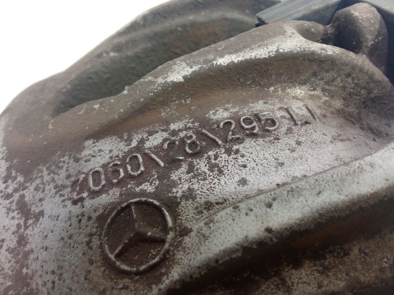 Recambio de pinza freno delantera izquierda para mercedes-benz clase e (w211) e 220 cdi (211.006) referencia OEM IAM Z06028295LI