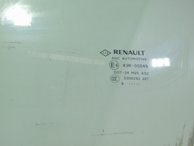 Recambio de luna delantera izquierda para renault laguna grandtour iii 2009 referencia OEM IAM LAGUNA GRANDTOUR III 2009  