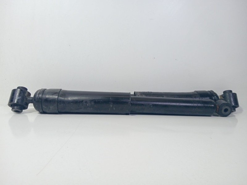 Recambio de juego amortiguadores trasero para renault laguna grandtour iii 2009 referencia OEM IAM 62100007R  