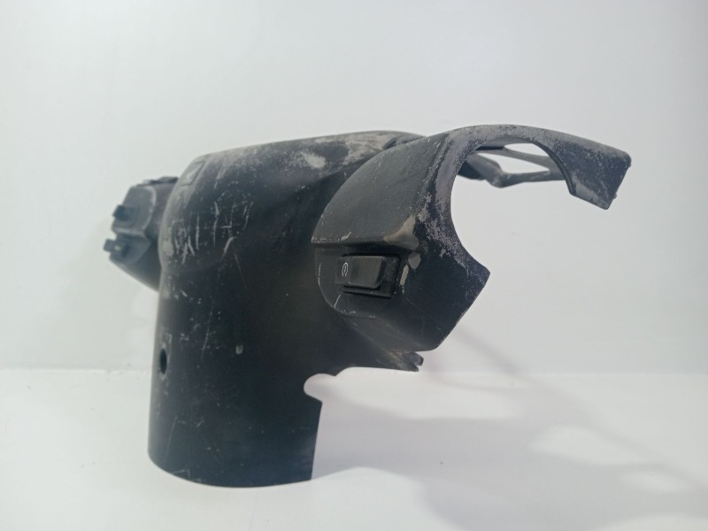 Recambio de moldura para honda ps ps 125i (jf17) referencia OEM IAM 53206KTZD000  