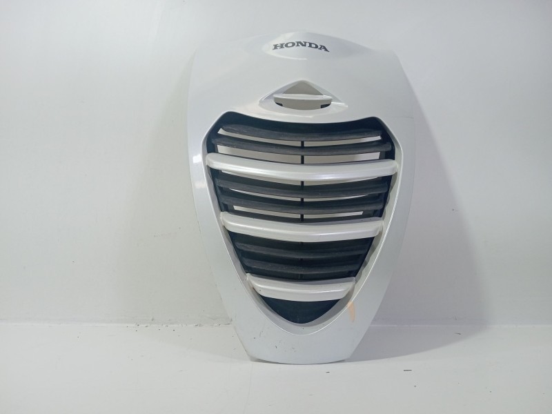 Recambio de moldura para honda ps ps 125i (jf17) referencia OEM IAM 64301KTZD000  