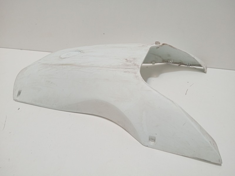 Recambio de moldura para honda ps ps 125i (jf17) referencia OEM IAM 64321KTZD000  