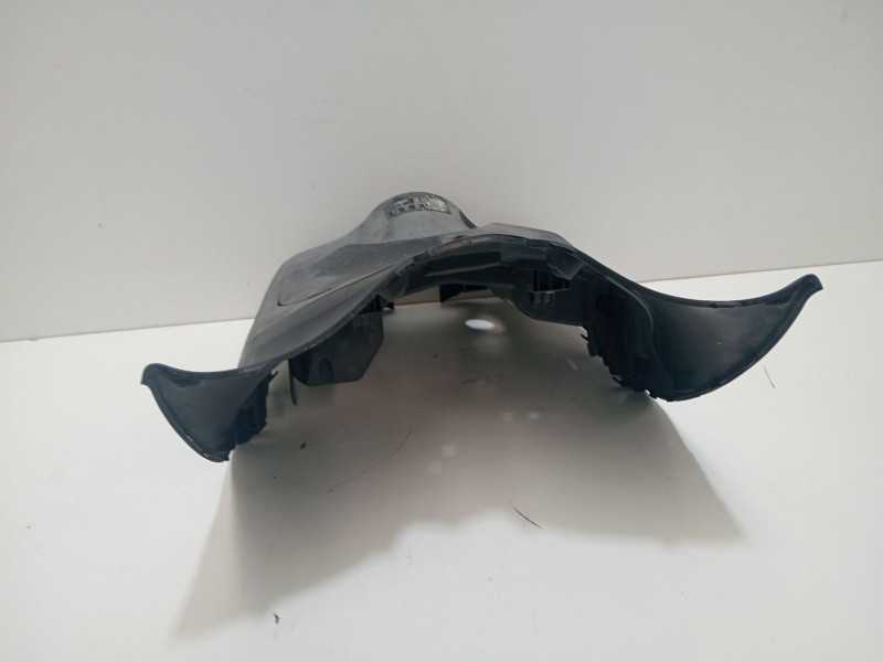 Recambio de moldura para honda ps ps 125i (jf17) referencia OEM IAM 81131KTZD000  