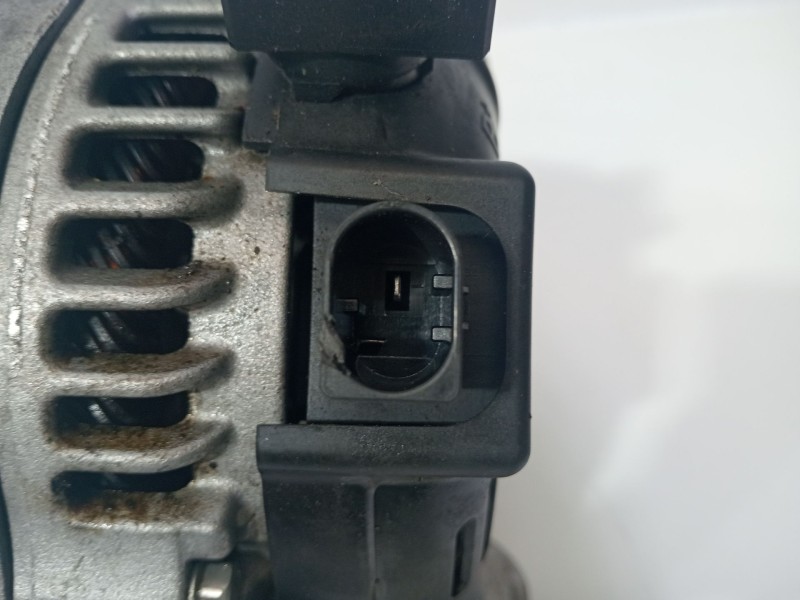 Recambio de alternador para bmw 2 active tourer (f45) 218 d referencia OEM IAM 1042118181  