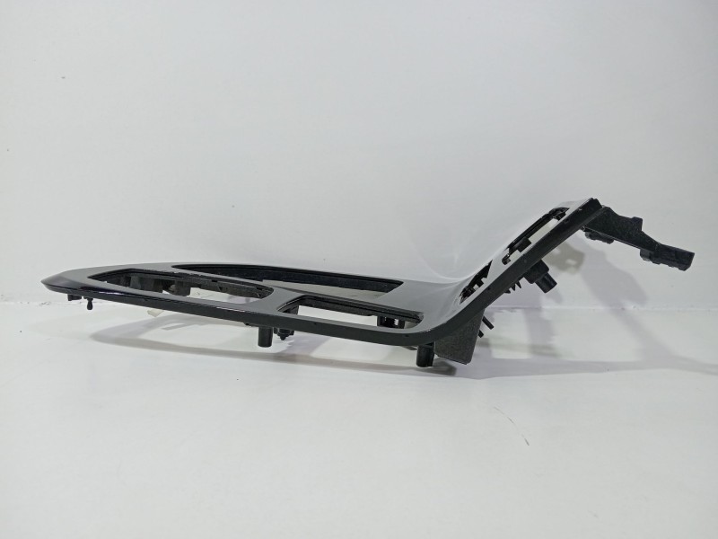 Recambio de moldura para bmw 2 active tourer (f45) 218 d referencia OEM IAM 5116F005921  