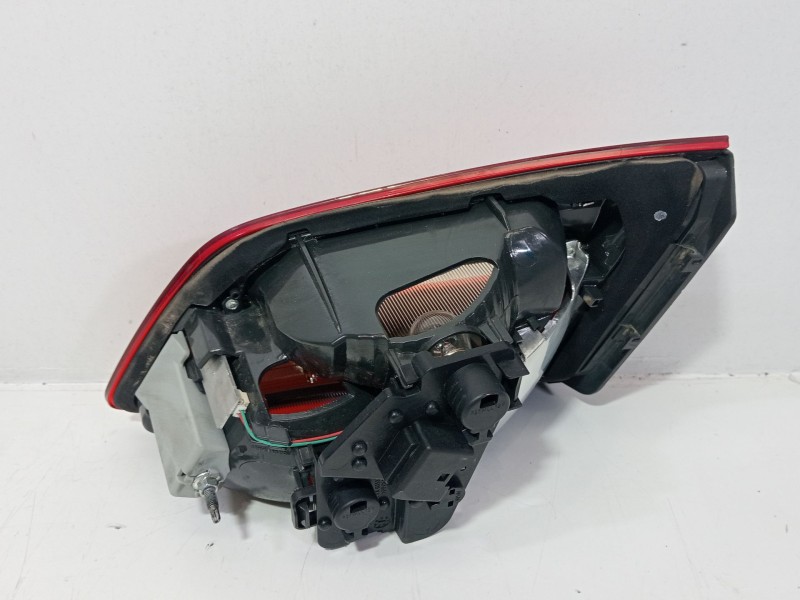 Recambio de piloto trasero izquierdo interior para bmw 2 active tourer (f45) 218 d referencia OEM IAM 731104110  