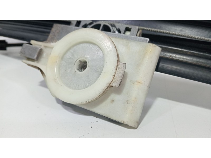 Recambio de elevalunas delantero izquierdo para bmw serie 1 cabrio (e88) 120i referencia OEM IAM SERIE 1 CABRIO (E88) 120i 2007 