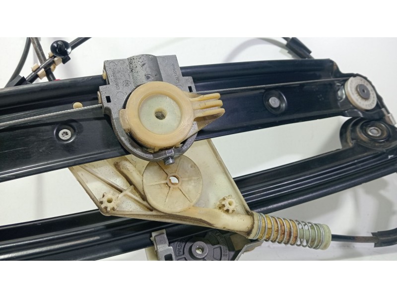 Recambio de elevalunas delantero izquierdo para bmw serie 1 cabrio (e88) 120i referencia OEM IAM SERIE 1 CABRIO (E88) 120i 2007 