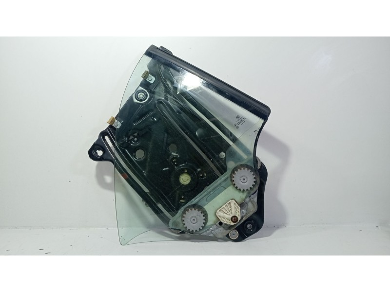 Recambio de elevalunas trasero derecho para bmw serie 1 cabrio (e88) 120i referencia OEM IAM 716559404  