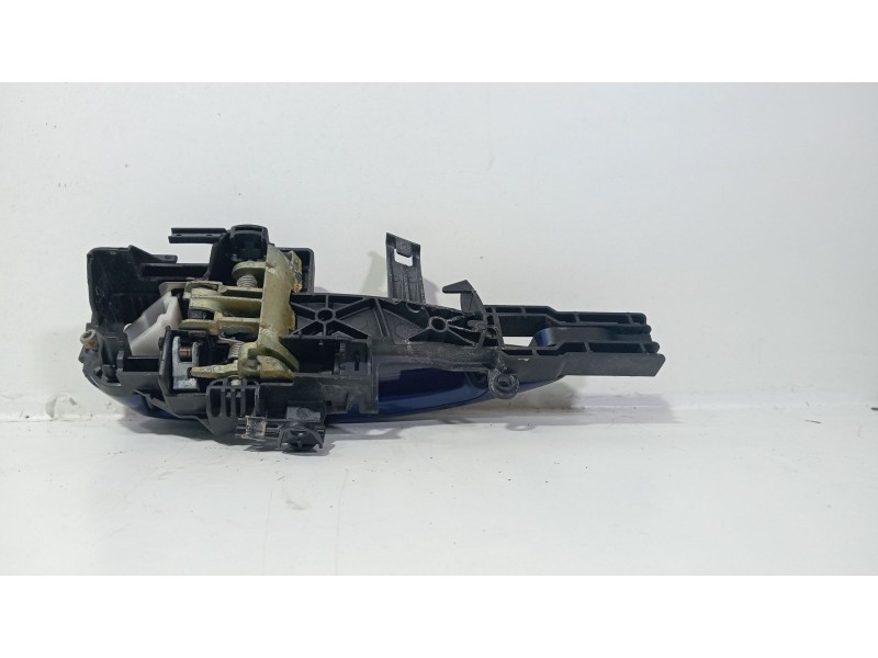 Recambio de maneta exterior delantera izquierda para bmw serie 1 cabrio (e88) 120i referencia OEM IAM SERIE 1 CABRIO (E88) 120i 