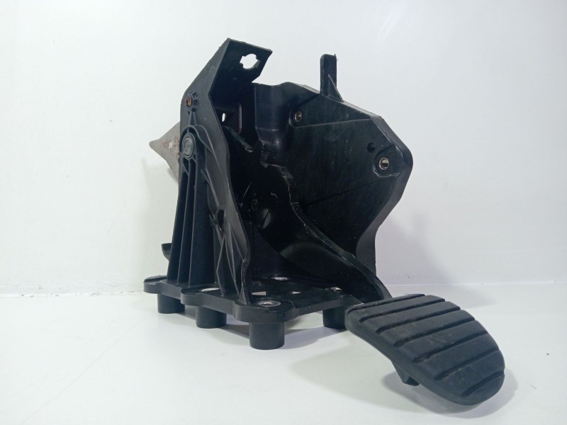 Recambio de pedal freno para renault laguna grandtour iii 2009 referencia OEM IAM 09255110  
