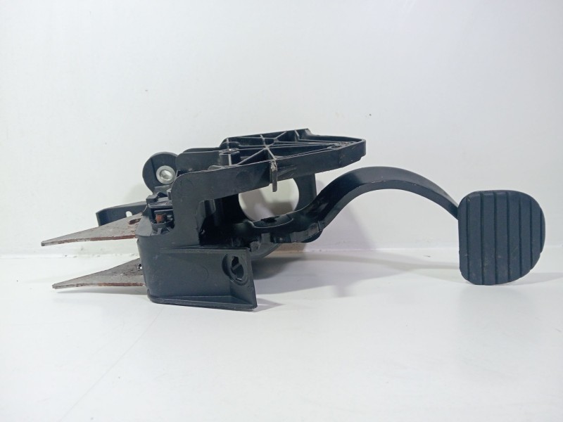 Recambio de pedal freno para renault laguna grandtour iii 2009 referencia OEM IAM 09255110  