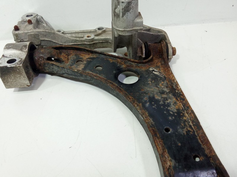 Recambio de brazo suspension inferior delantero derecho para volkswagen caddy ka/kb (2k) ecofuel kombi referencia OEM IAM 1K0199